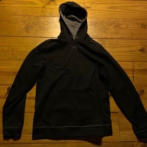 Men Under Armour sweatshirt